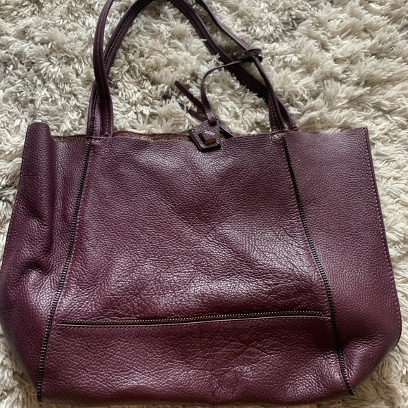 Botkier - Picture 3 of 8